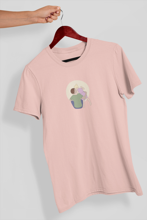 Camiseta rosa silueta y color centro