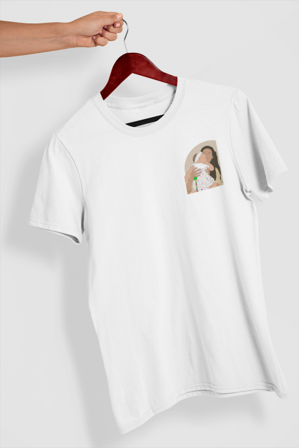 camiseta ilustracion personalizada blanco lateral forma