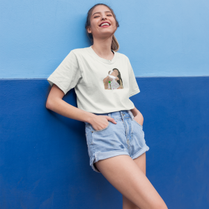chica camiseta personalizada beige