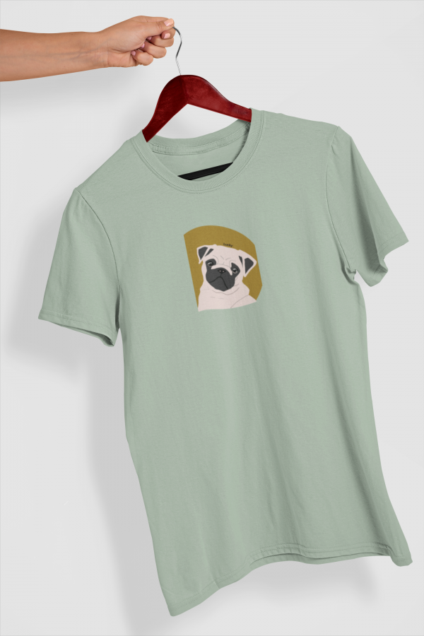 Camiseta verde ilustración personalizada mascota con forma