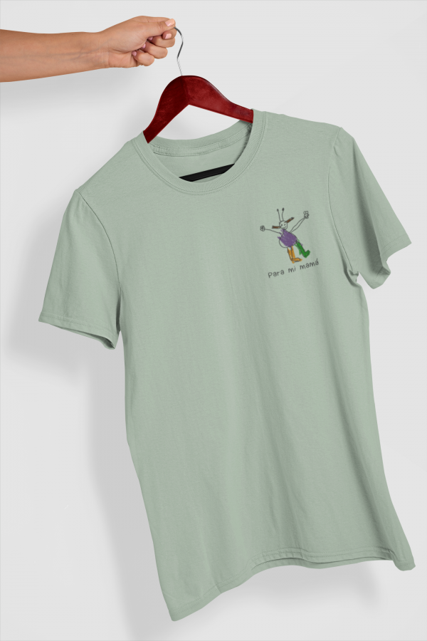 camiseta verde dibujo lateral mama