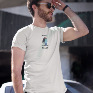 Chico camiseta beige playlist con ilustracion personalizada